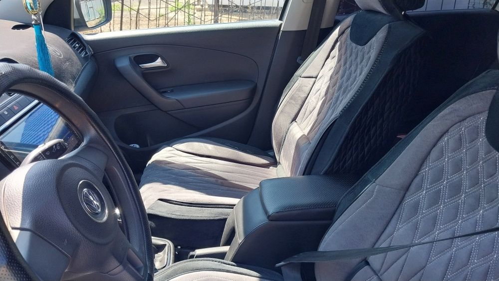 Фольксваген поло-5 2013гв