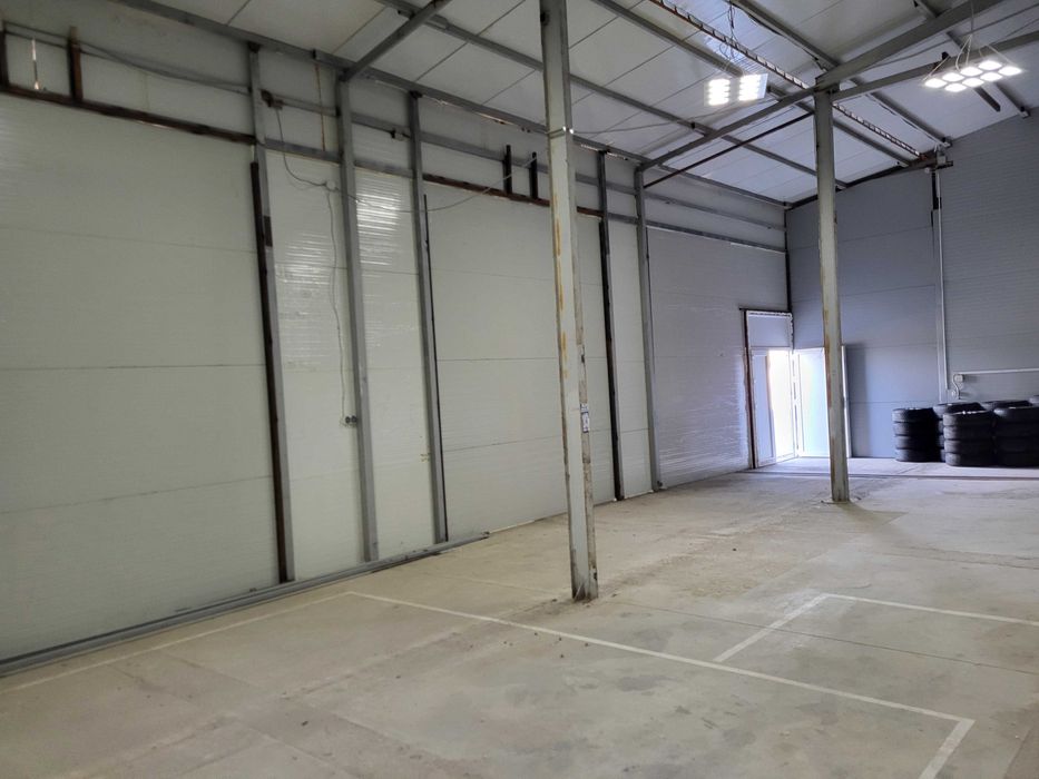 Inchiriere hala 105 mp