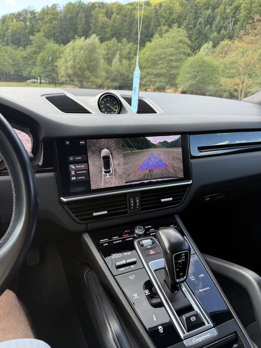Porsche Cayenne coupe E-Hybrid