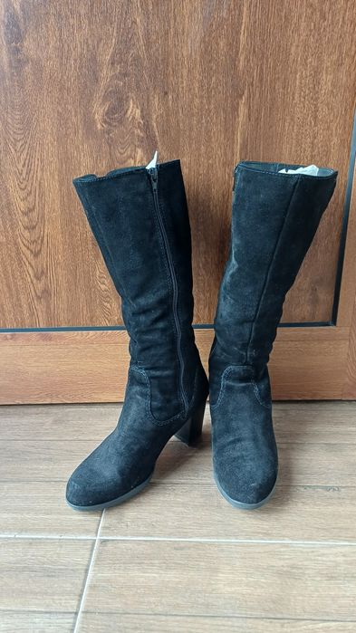 Дамски   ботуши и обувки