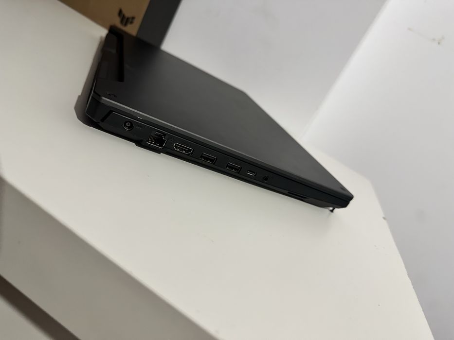 ASUS TUF F15 FX506HE, i5-11400H, RTX 3050 Ti, 32GB RAM, 1TB SSD