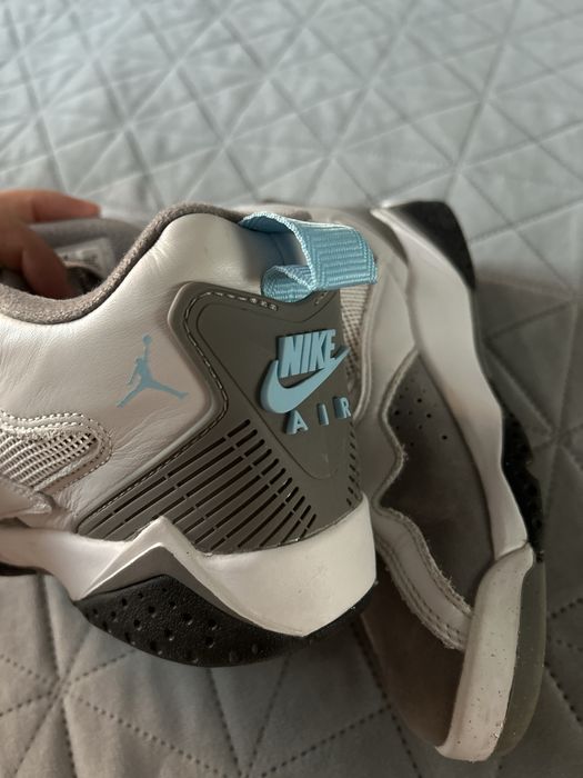 Jordan marimea 37,5