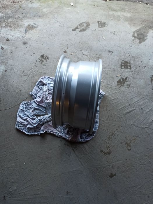 Чисто нови джанти 15-ки