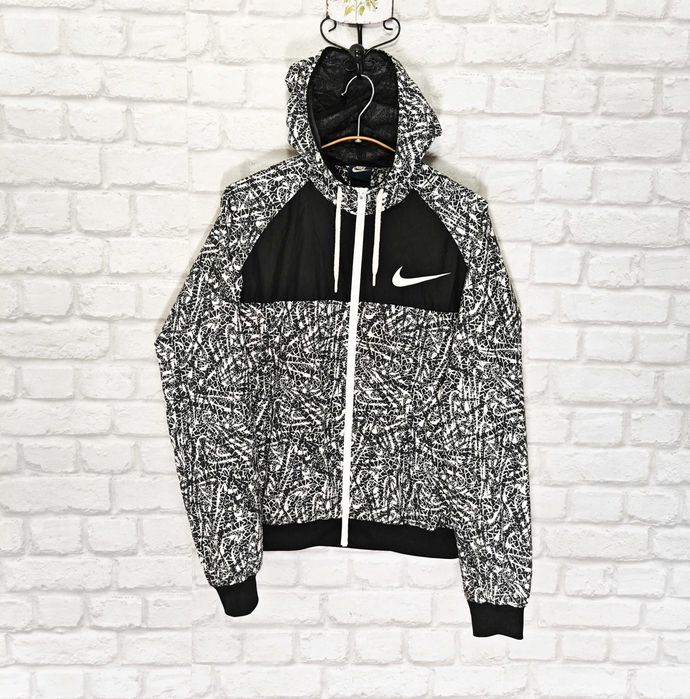 NIKE Оригинално дамско тънко яке с качулка размер М