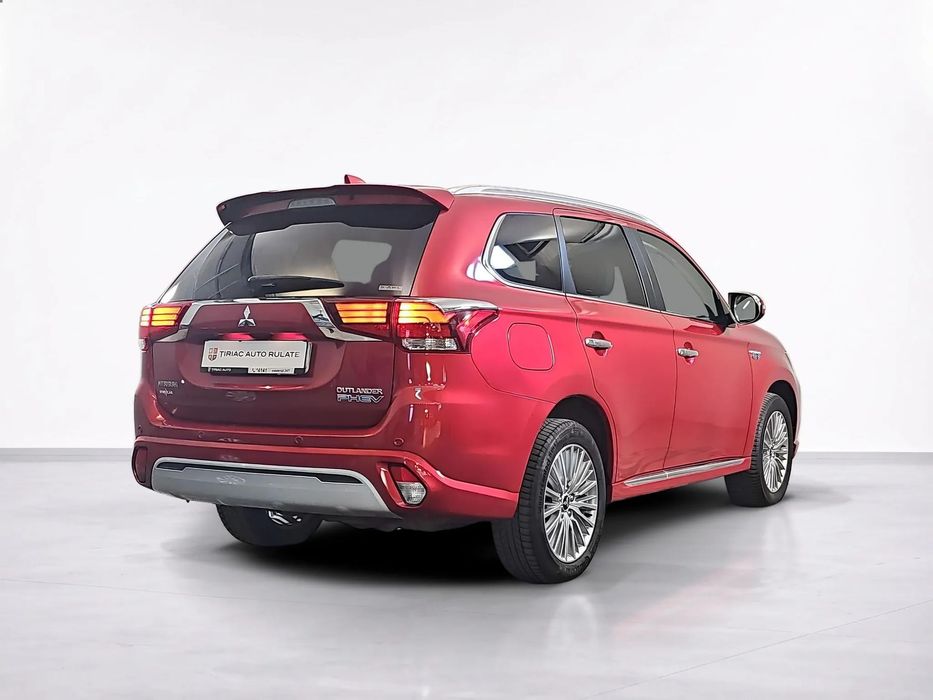 Mitsubishi Outlander 2018 hibrid, 18.360 € — imagine 5