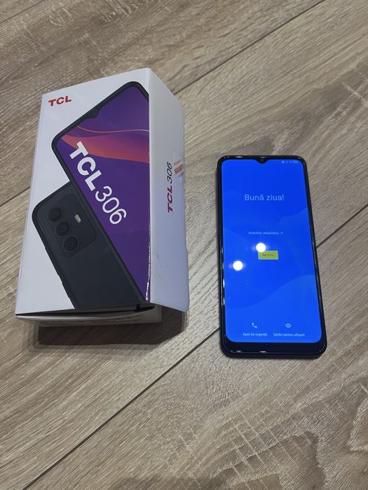 Telefon TCL 306