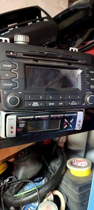 Продам штатные магнитолы Кия хендаи Рено