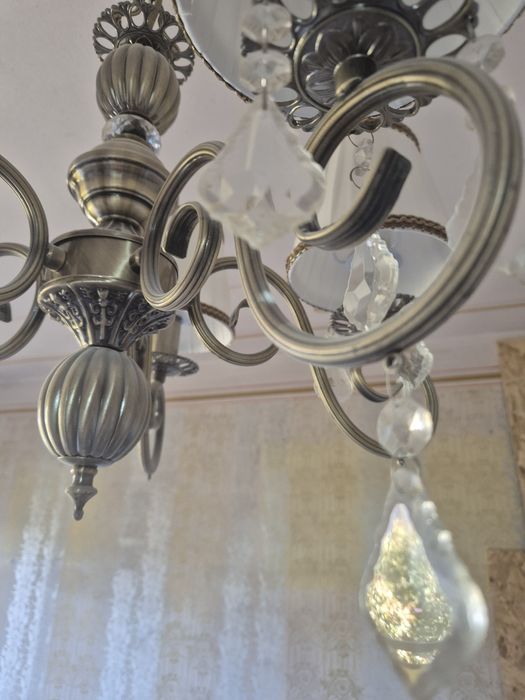 Candelabru aproape nou
