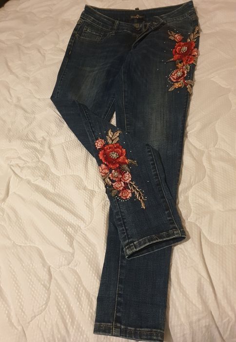 Дамски дънки ,яке,панталон!Без забележки!