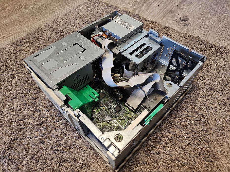 Dell Optiplex GX110 Cu tape drive, Socket 370, Pentium 3 (III) , Retro