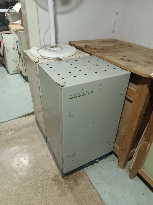 Электр сушилка сотилади