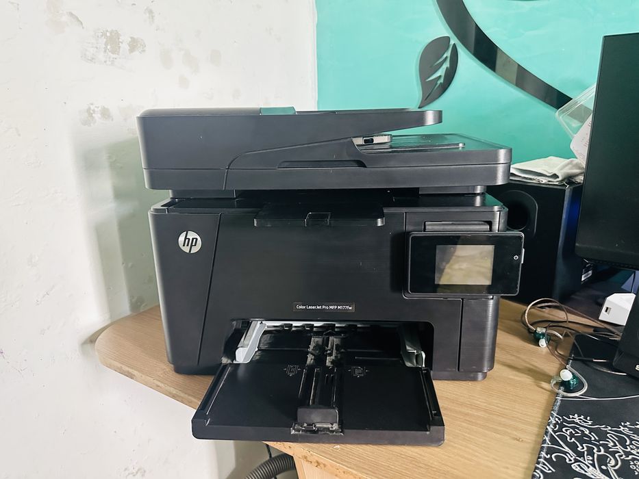 Принтер HP Color LaserJet Pro MFP M177fw