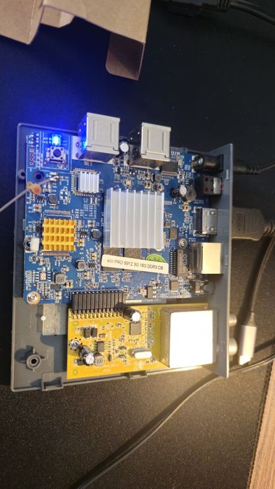 TV Box Mecool KIII Pro 3/32 hybride