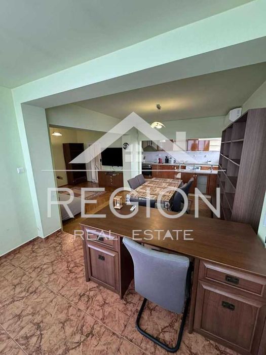 Дава се под наем Тристаен апартамент в Варна, Център - 130 кв.м за 800 € - Снимка #6