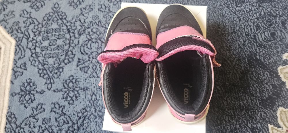 Qizlar uchun Vicco krossofkasi