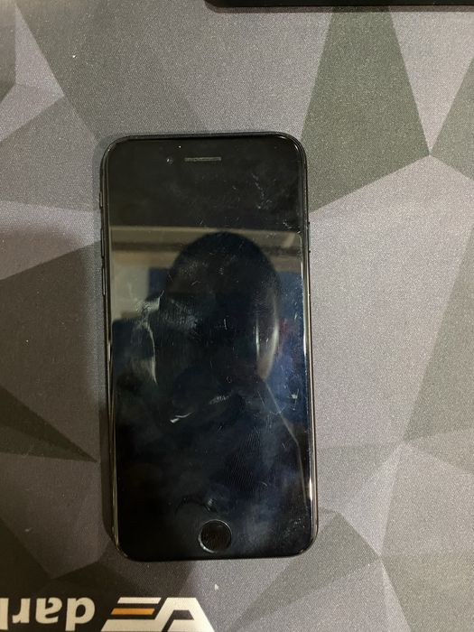 продаю Айфон 8 256гб