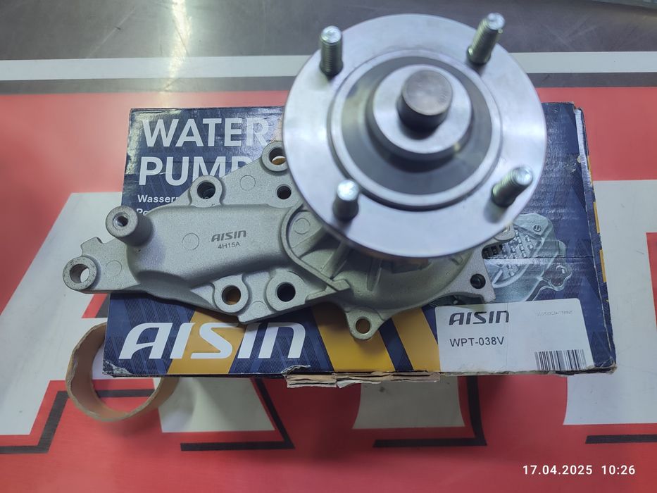 Помпа AISIN WPT-038