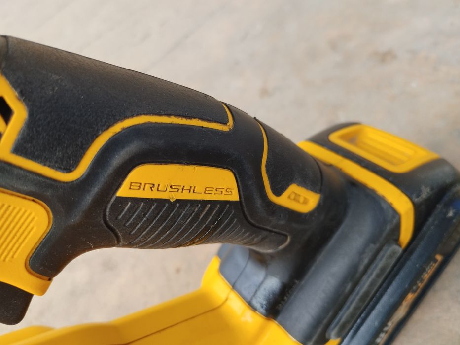 Dewalt DCS 367 fierăstrău sabie profesional Brushless