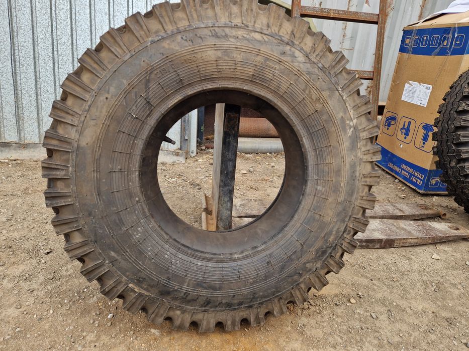 Резина новая 2 штука