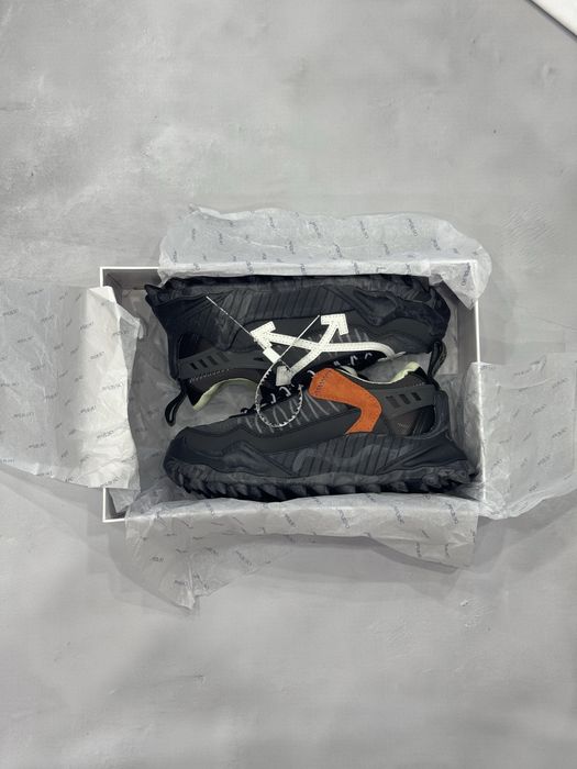 Off-White odsy-1000