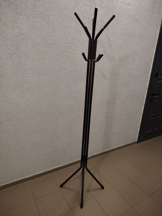 Продаётся вешалка