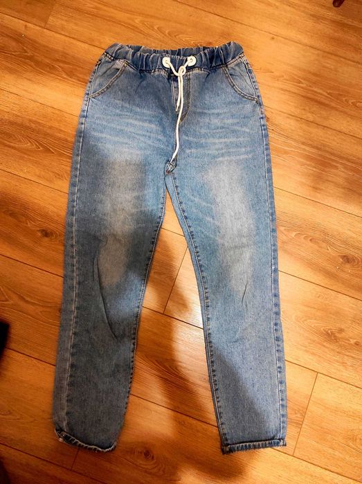 продам женский костюм брючный и брюки