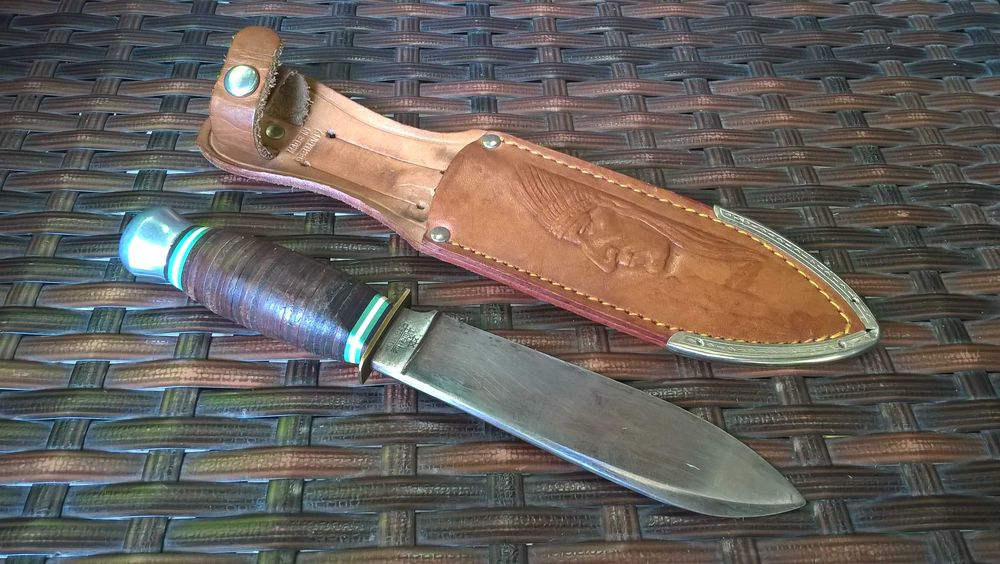 cutit SOLINGEN Hubertus model maner piele 1950 1960 pentru colectie sau vanatoare stare foarte buna model mai rar