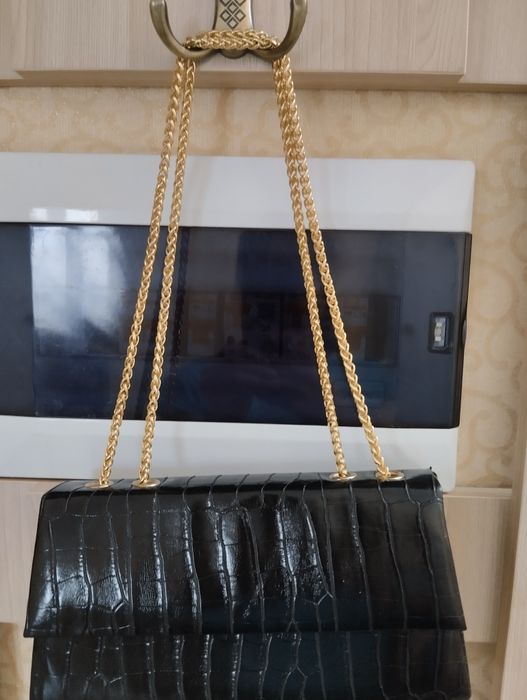 Сумочка- клатч новая компактная