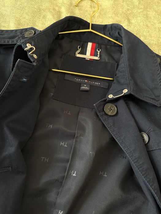 Плащ от Tommy Hilfiger