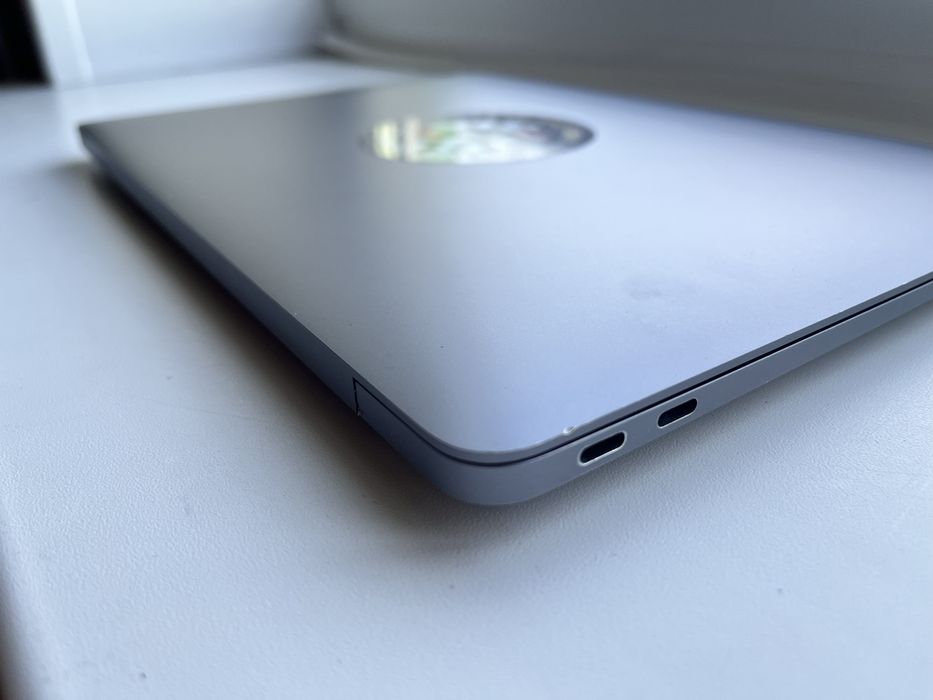Macbook Air m1 256gb 2020 84%акб Срочно