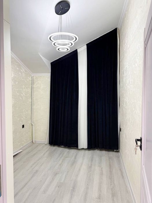 Яшнабад улица Иззат Новостройке продаю квартиру  3/8/8  60м2