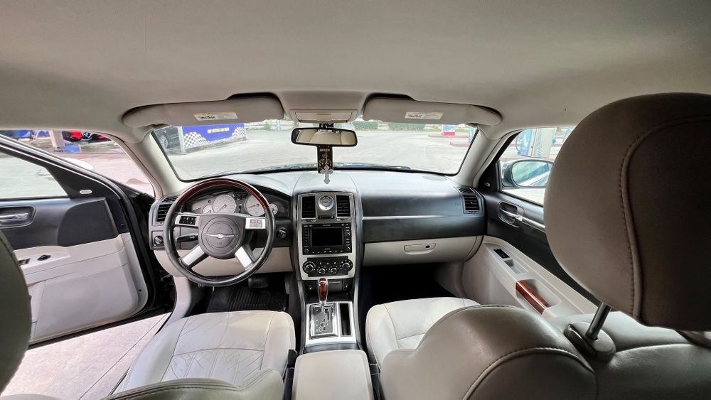 Craysler c300din 2007 propitar de 5 ani