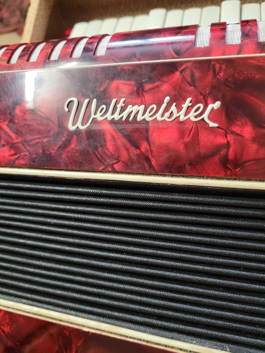 Акордеон Weltmeister