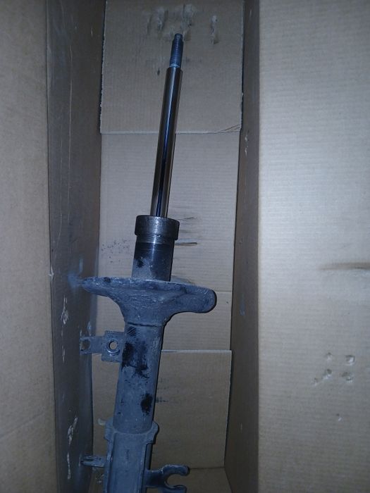 Nexia 3 Oldi orqa amartizator idial