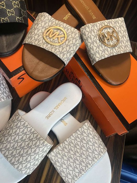 Here's Дамски чехли