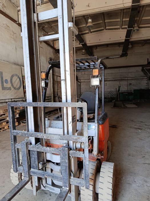 Эл.погрузчик HELLI. г/под 1.5 тн, h= 4.5 м