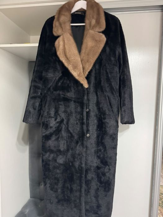 Продам женскую шубу