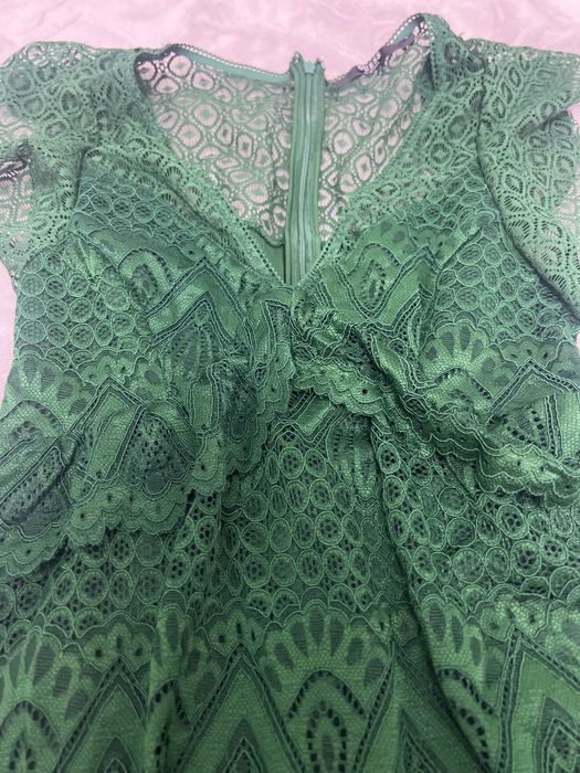 Нови рокли Guess -размер С