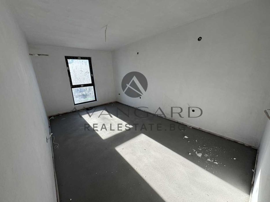 Продава се Тристаен апартамент в Пловдив, Център - 115 кв.м за 638 €/кв.м - Снимка #2