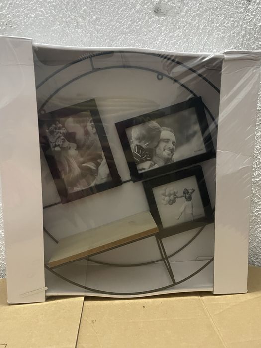 Кръгла метална рамка за снимки с рафтче