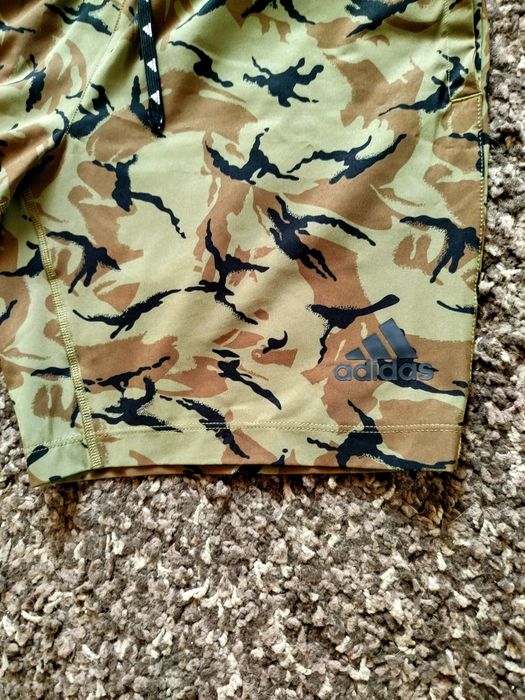 Adidas къси спортни панталони