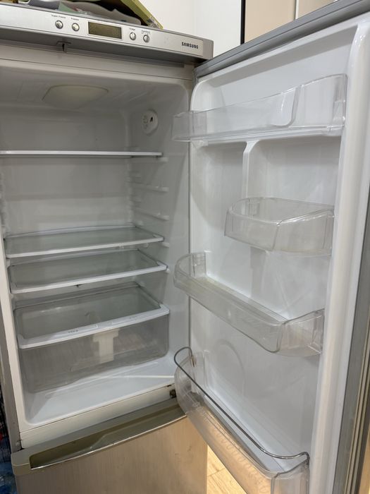 Продается Холодильник