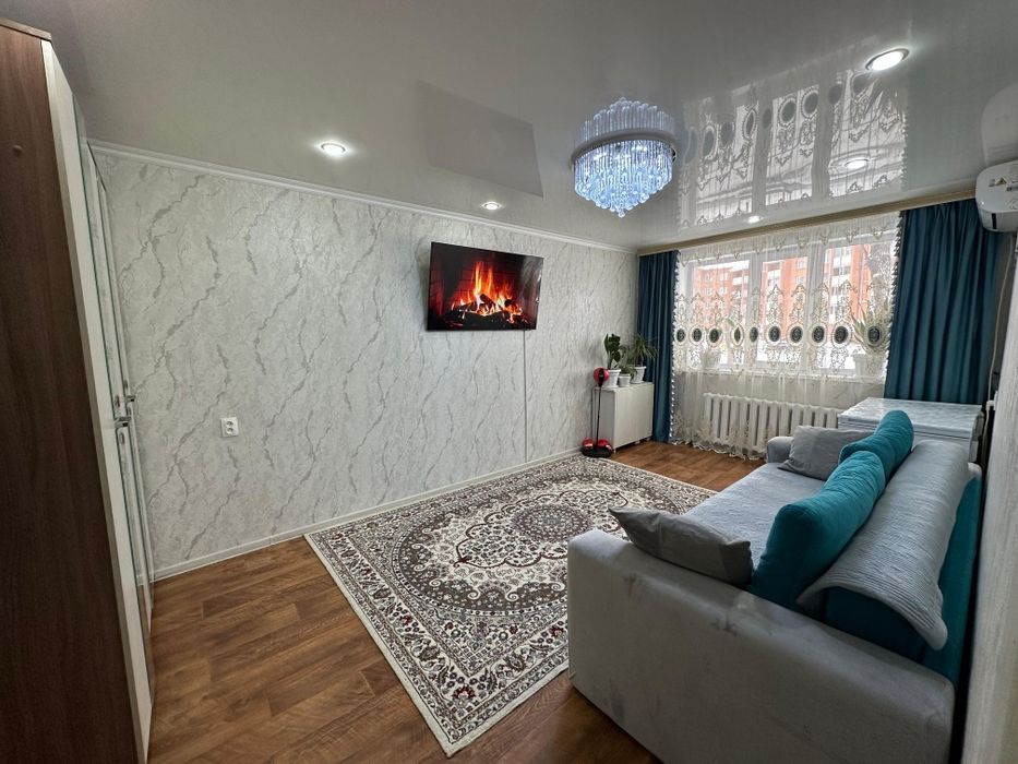 Продам 2х комнатную  квартиру в 19мкр