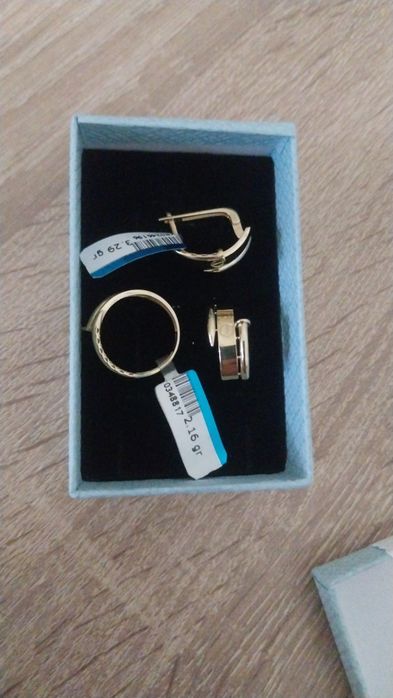 Продам золотой комплект