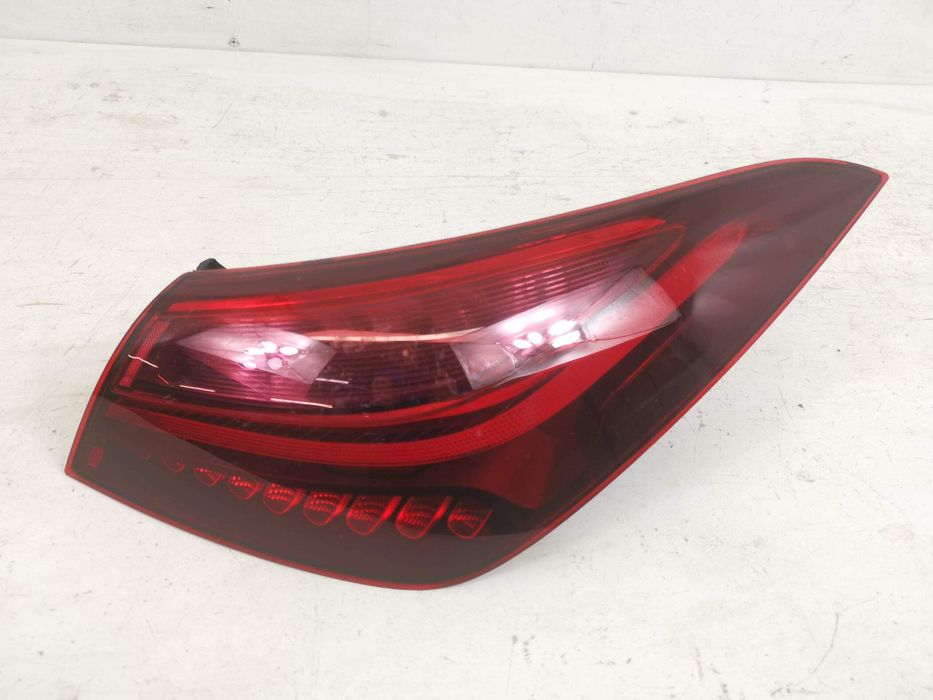 Мерцедес-Бенц CLA-Class / Mercedes-Benz CLA-Class C118 Стоп Светлина З