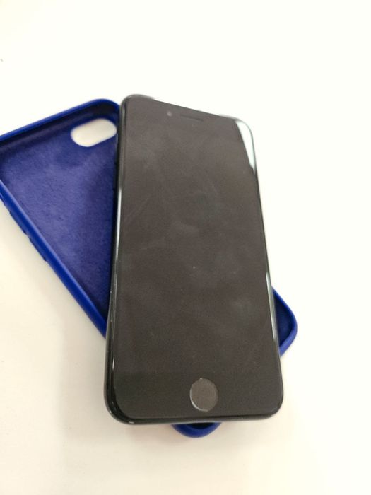 Iphone se 2020 черный