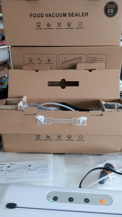 елекртическа машина за вакуумиране на храна