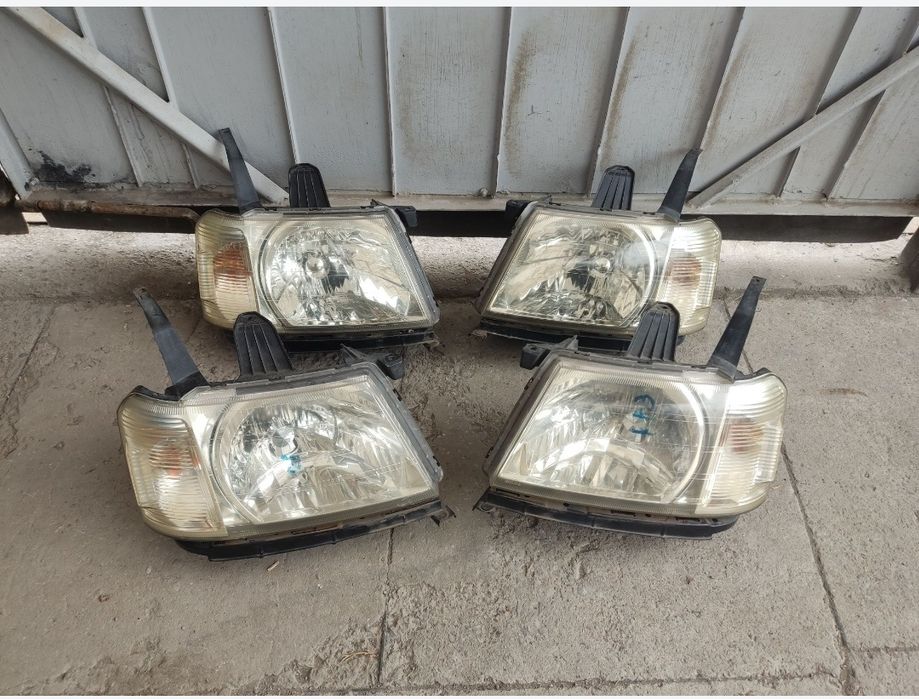 Фары Honda stepwgn