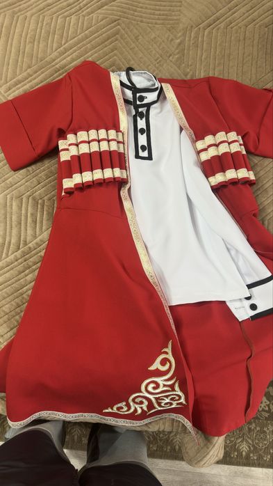 Продам костюм для лезгинки