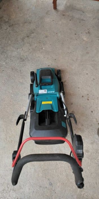 Електрическа косачка за трева Makita ELM3320